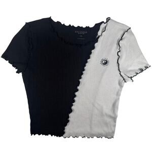 Arizona Jean Co Yinyang Ribbed Cropped Shirt Girls Juniors XS